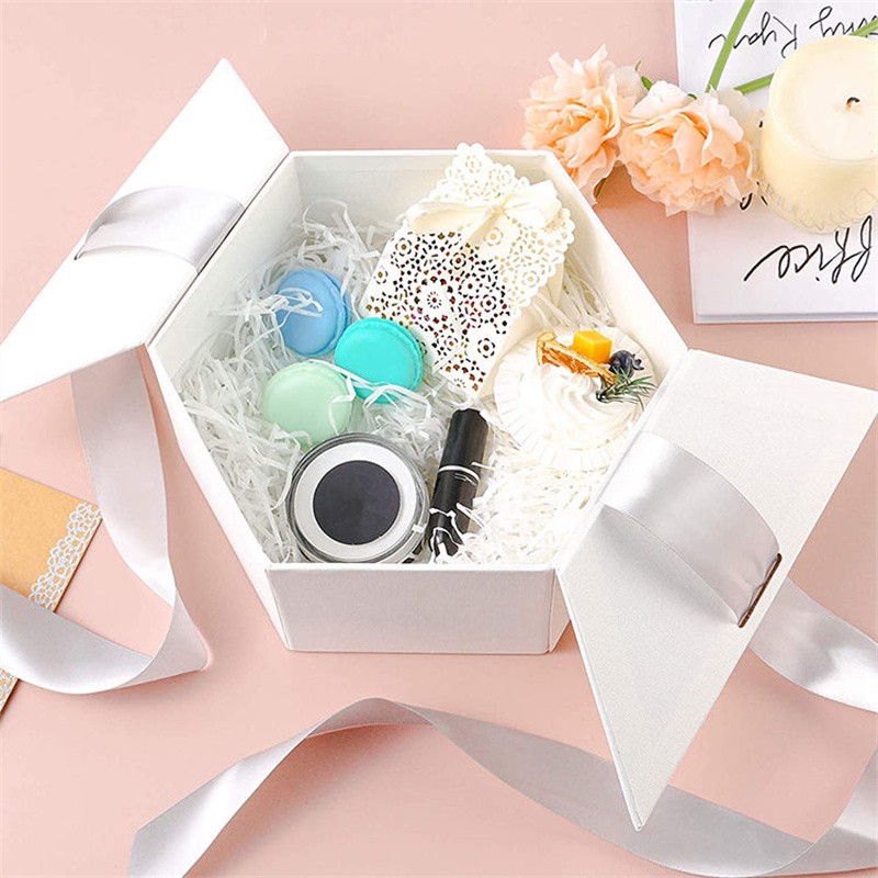 Caixa de presentación de agasallo de embalaxe de flores en forma de hexágono de cartón branco con costilla 4