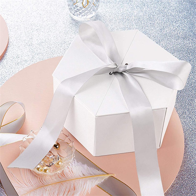 White Cardboard Hexagon Shape Flower Packaging Gift Presentation Box With Ribb5
